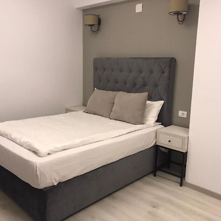 Hotel Helin - Calea Bucuresti Craiova Eksteriør billede