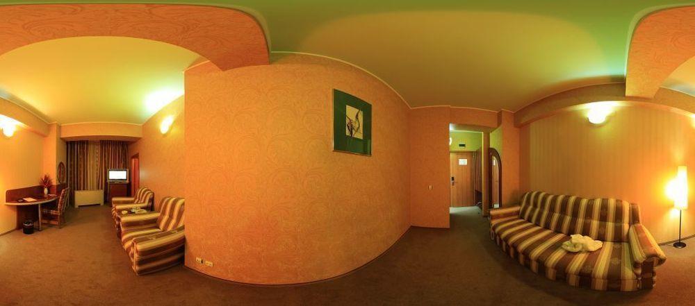 Hotel Helin - Calea Bucuresti Craiova Eksteriør billede