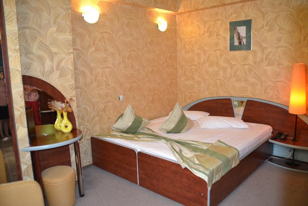 Hotel Helin - Calea Bucuresti Craiova Værelse billede