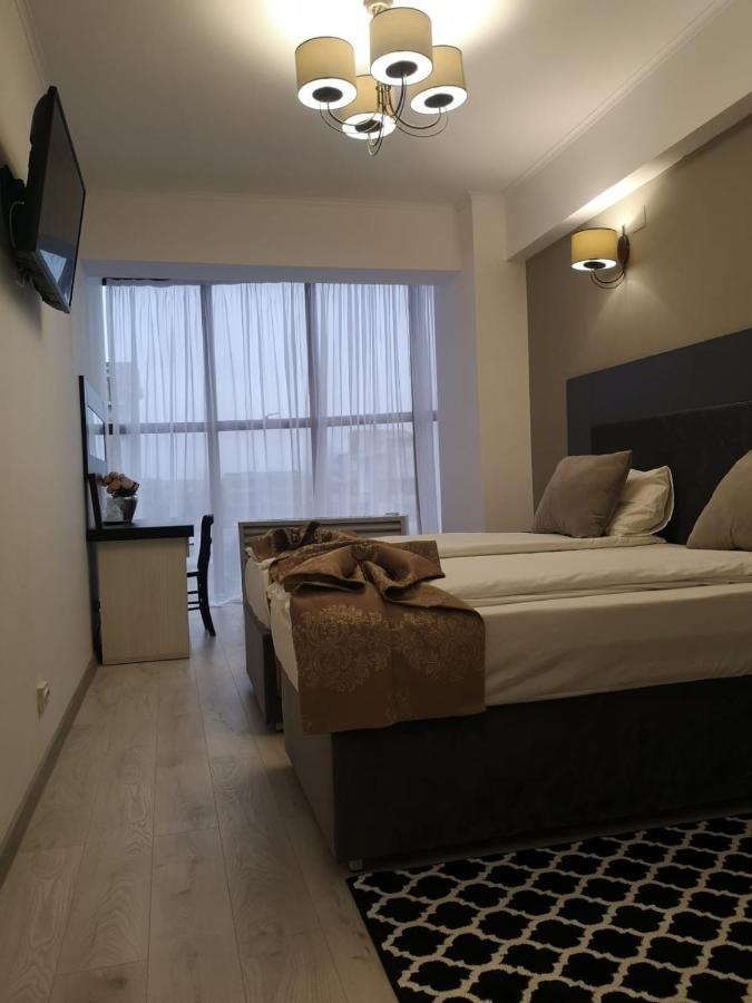 Hotel Helin - Calea Bucuresti Craiova Eksteriør billede