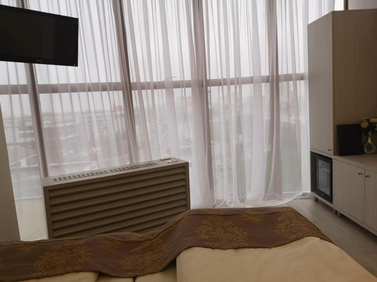 Hotel Helin - Calea Bucuresti Craiova Eksteriør billede
