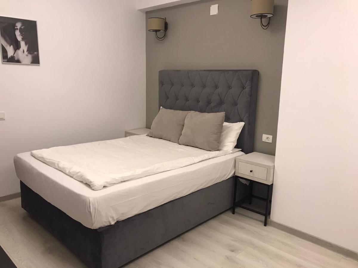 Hotel Helin - Calea Bucuresti Craiova Eksteriør billede